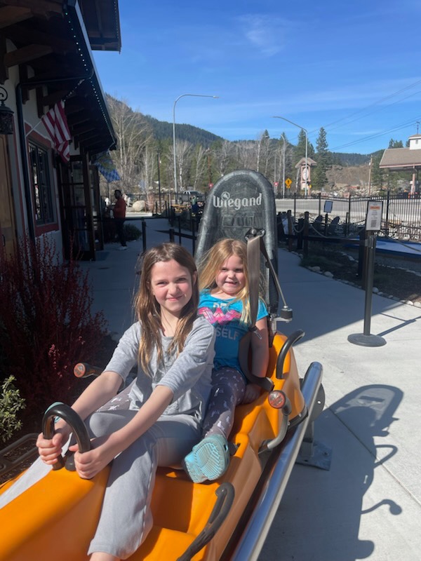 4ae56bb3-352d-4411-af69-2e38e406d99b