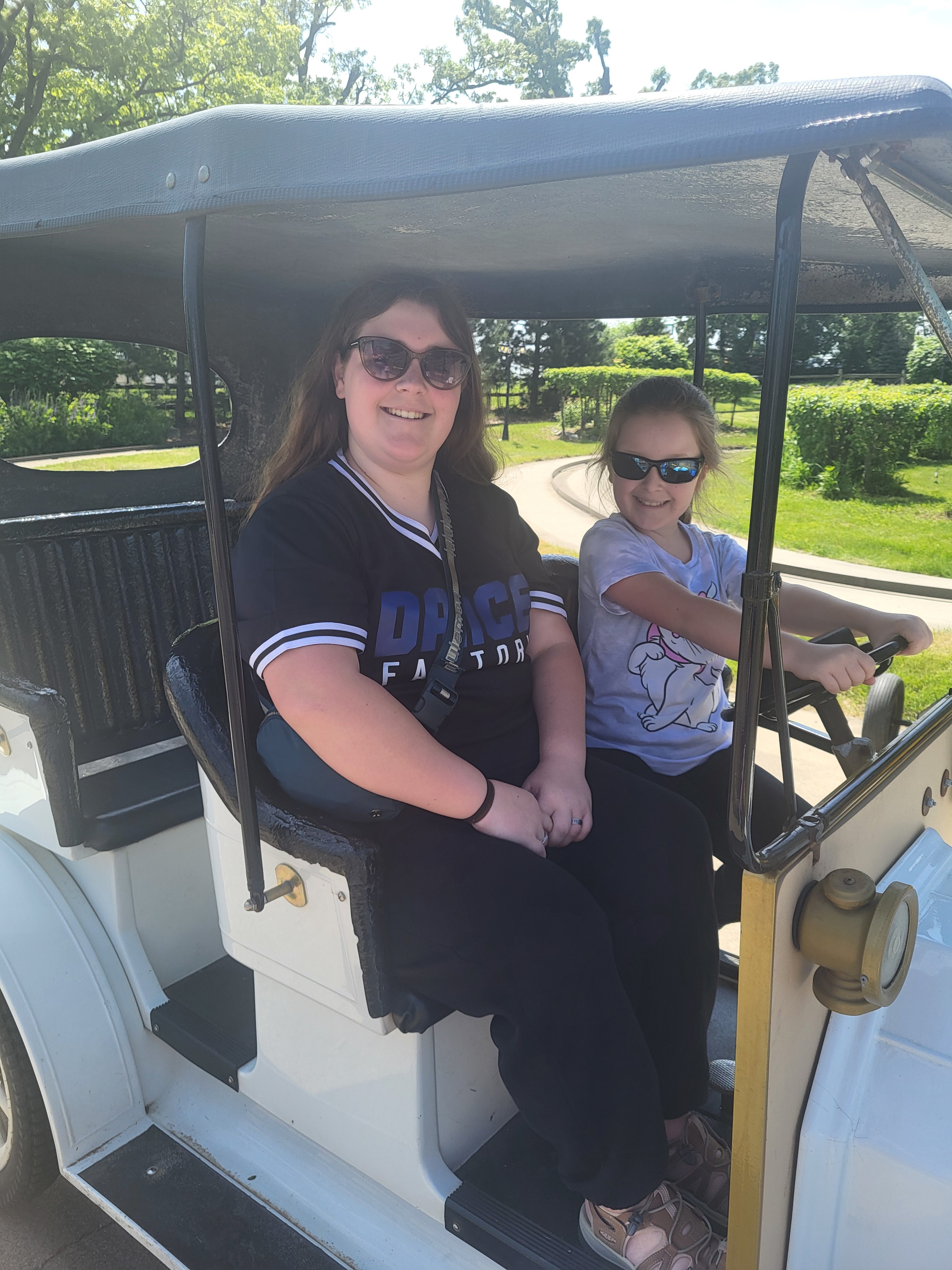Peyton and Haylie Golfing