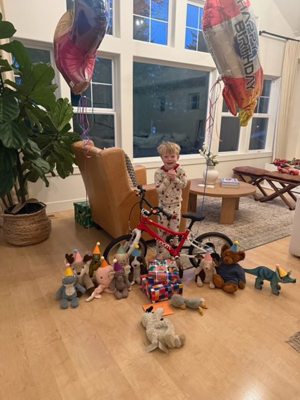 aef0e6bf-7f23-4d63-ba44-5ccdc7fa4824