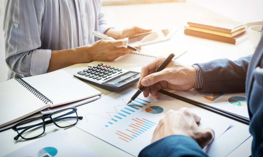 Difference Between a Tax Consultant and a Tax Accountant in NYC