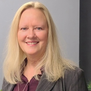 Lynette Atchley CPA/PFS CFP®  Financial Advisor