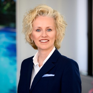 Angela Robinson, M.S., CFP®, ChFC®, APMA®, CLF®, CRPS®, CRPC®, BFA™