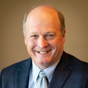 Robert W Banister