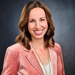 Angela Vahue, Financial Growth Partners advisor