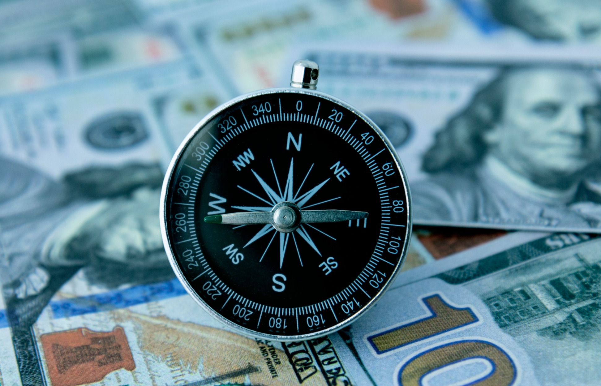 Navigating Your<br/>Financial future with Professionals