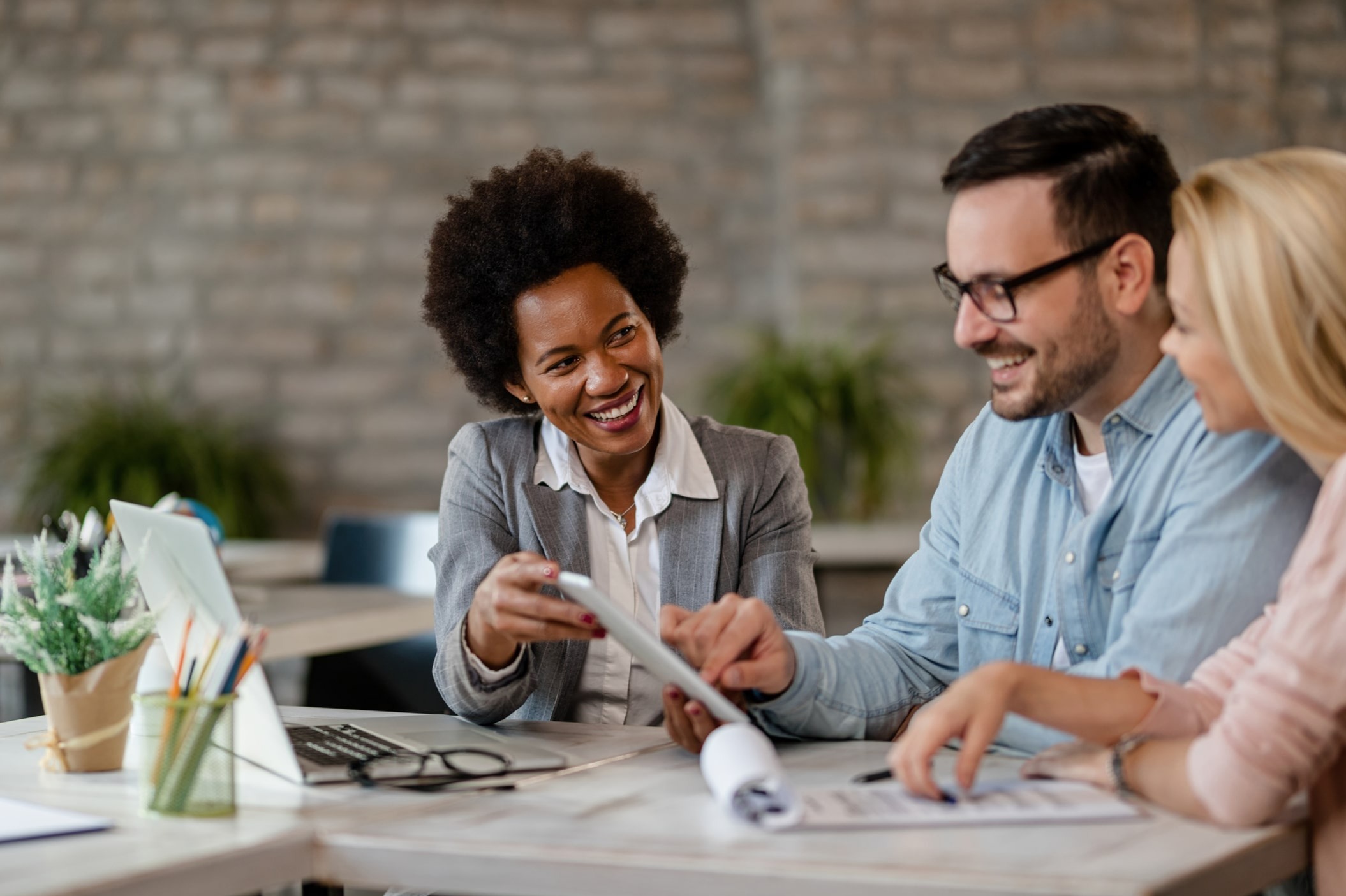 Speak with a neighborhood advisor to learn how <strong>we help you pursue your goal.</strong>