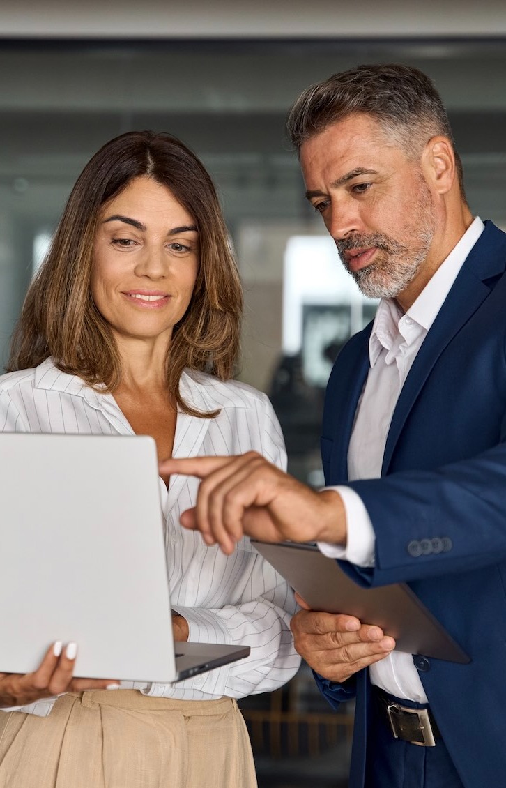 Professionals & Executives