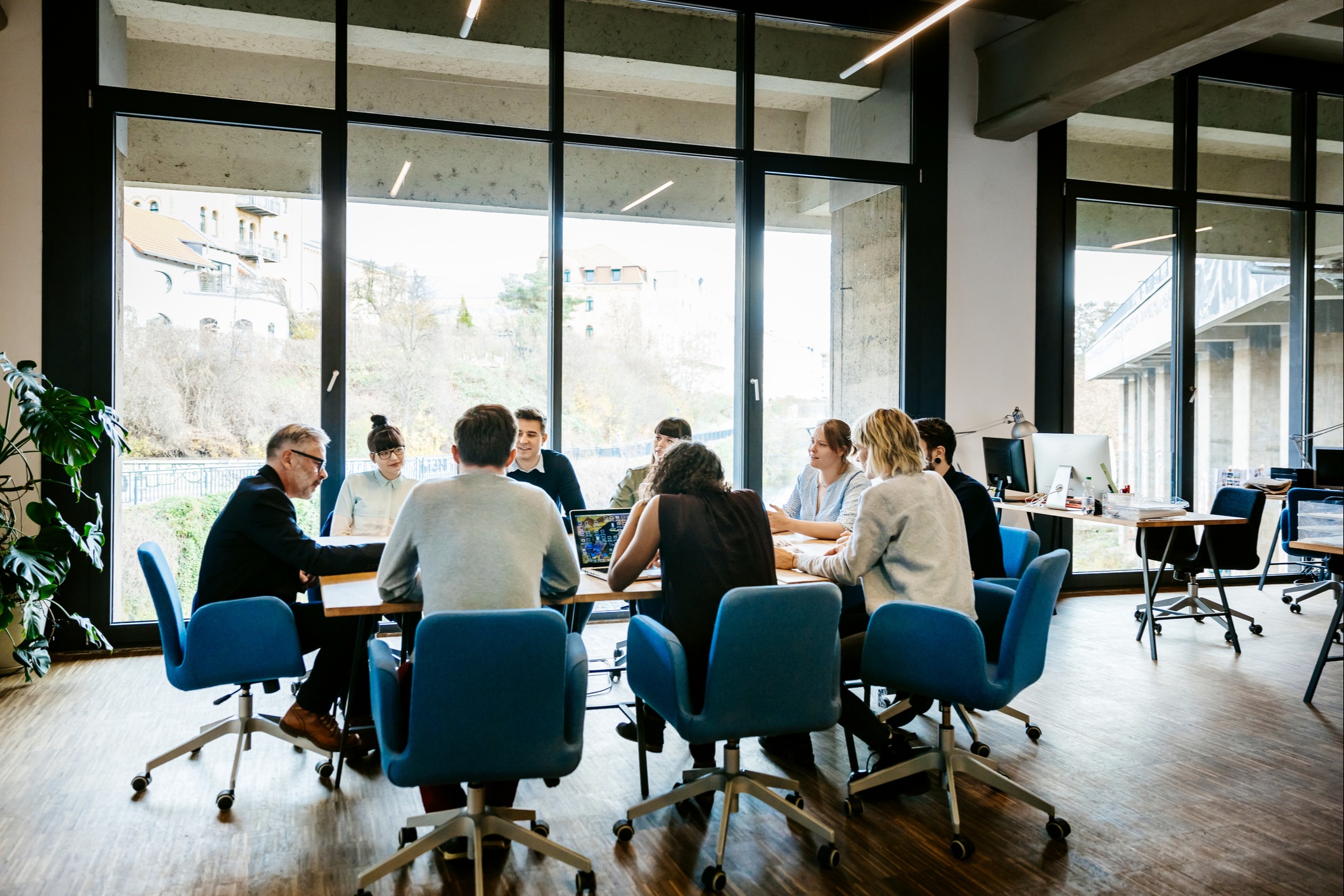 Navigate Your Financial Journey with Confidence and Clarity
