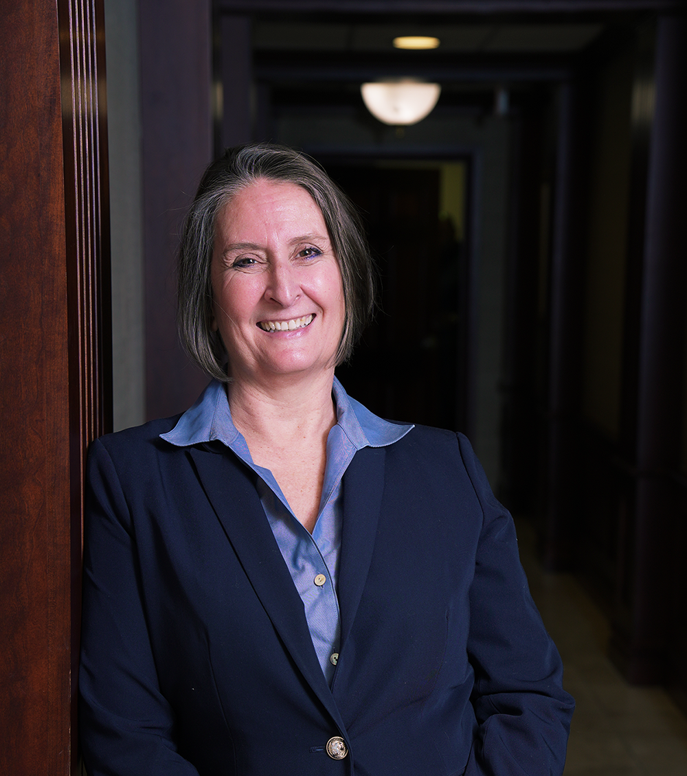 Meet <strong>Dawn Robinson</strong>