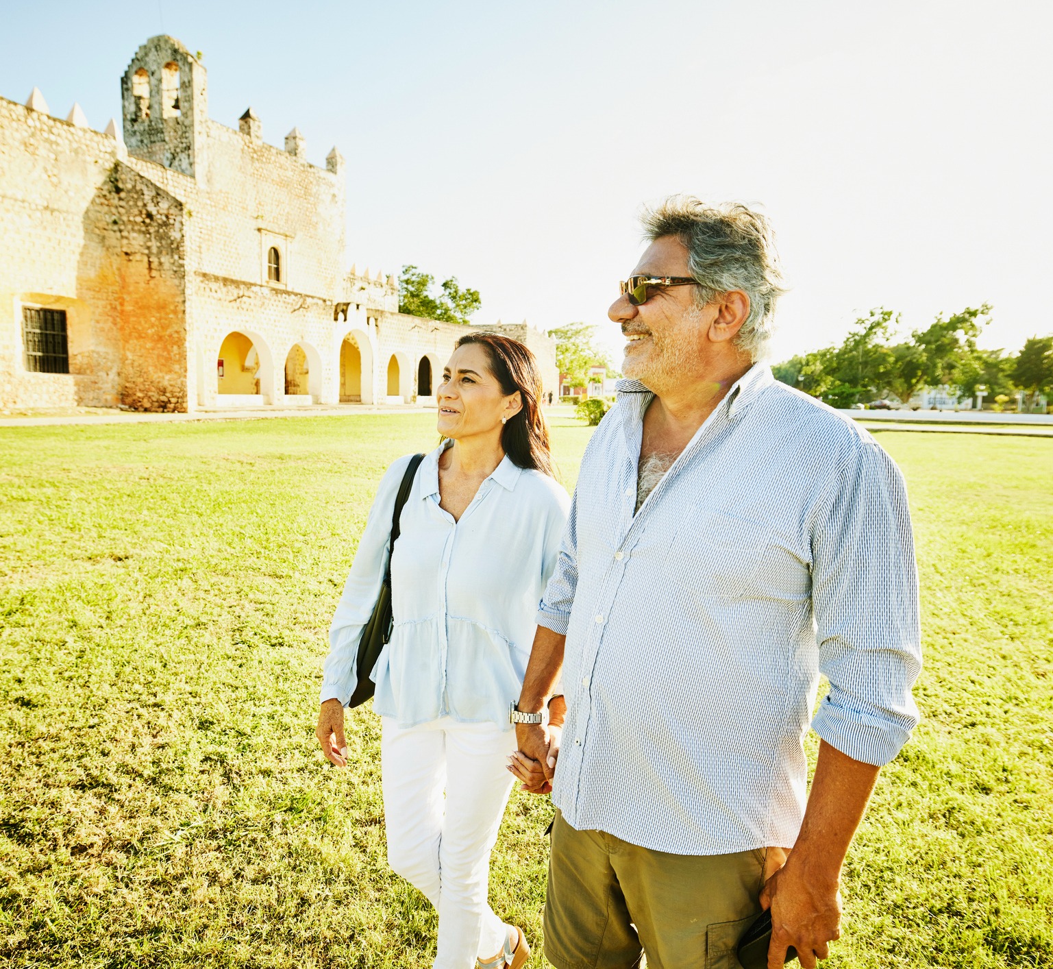 Who We AreRobert Cadena And TheRetirement Solutions Team.