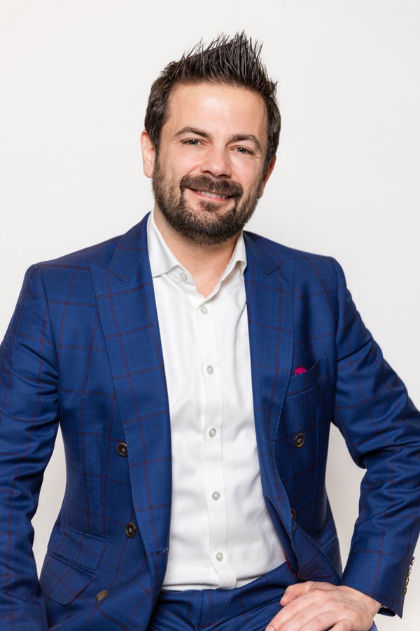 Donnie Robinson<br/>CFP<sup>®</sup>, CRPS<sup>®</sup>, APMA<sup>®</sup>, CEPA<sup>®</sup>