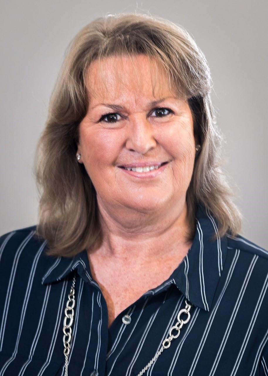 Tracey Fogg