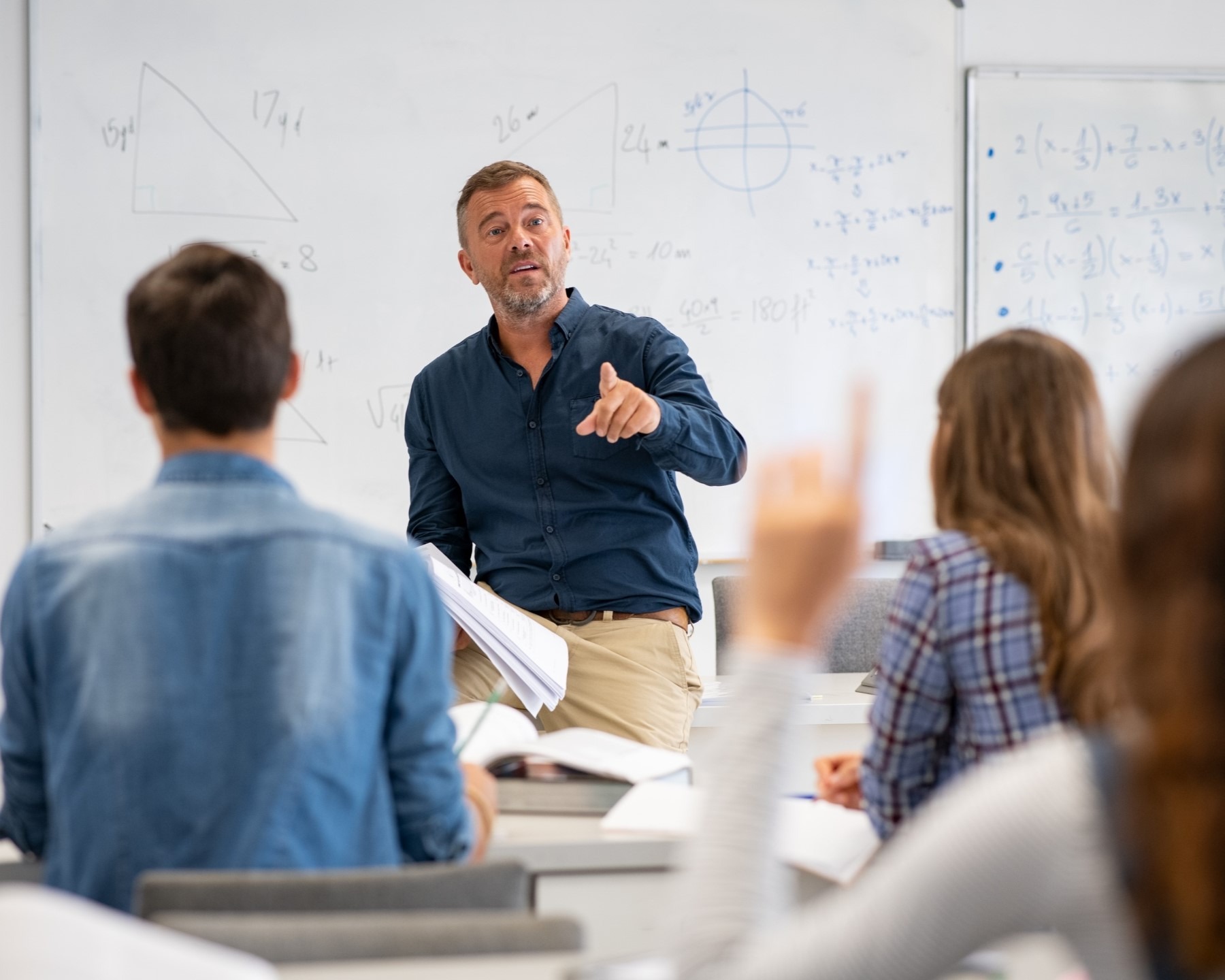 TEACHERS / MUNICIPAL EMPLOYEES