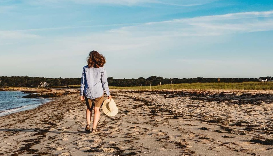 A women walking near the beach