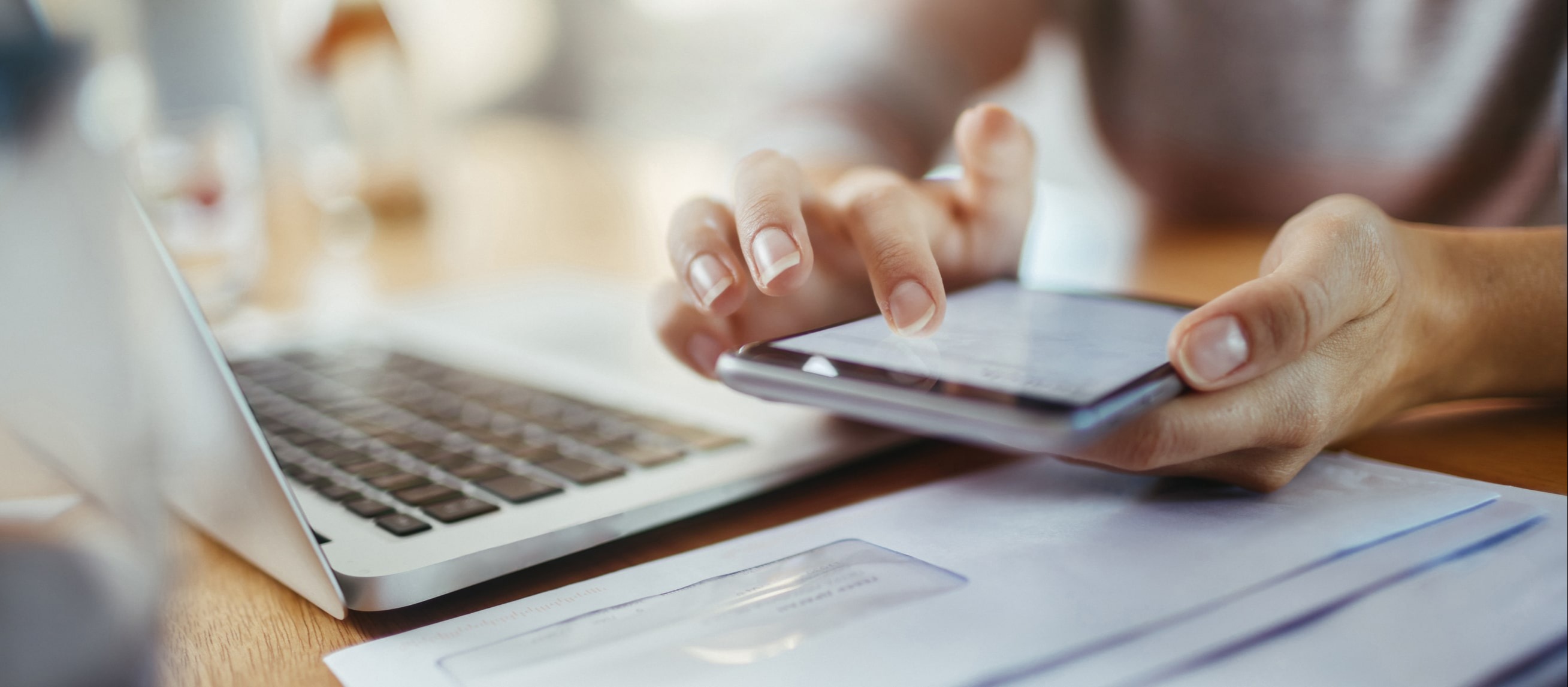 Speak with a neighborhood advisor to learn how<strong> we help you reach your goal.</strong>