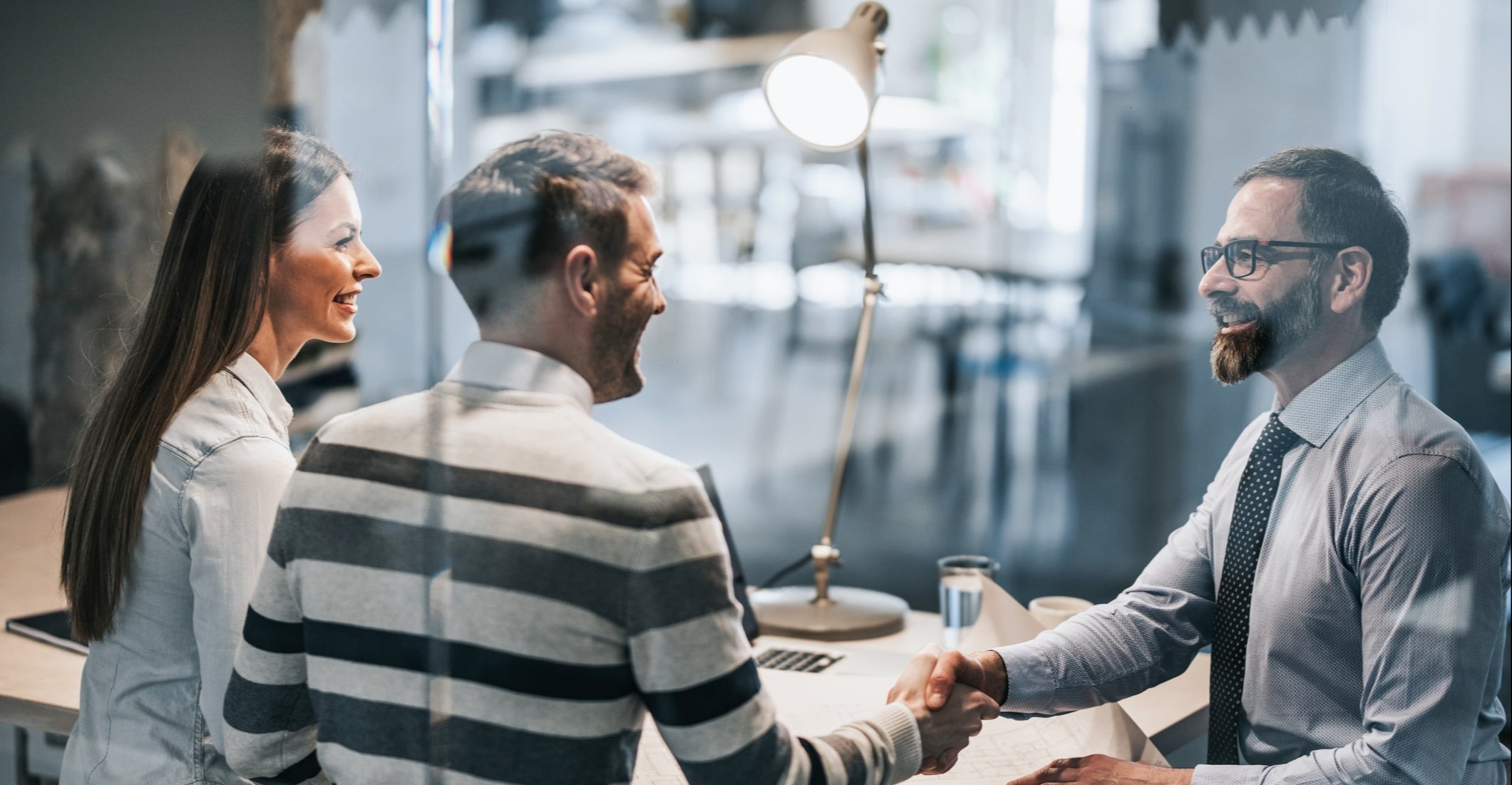 Speak with a neighborhood advisor to learn how <strong>we help you reach your goal.</strong>