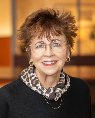 Beth McLamb