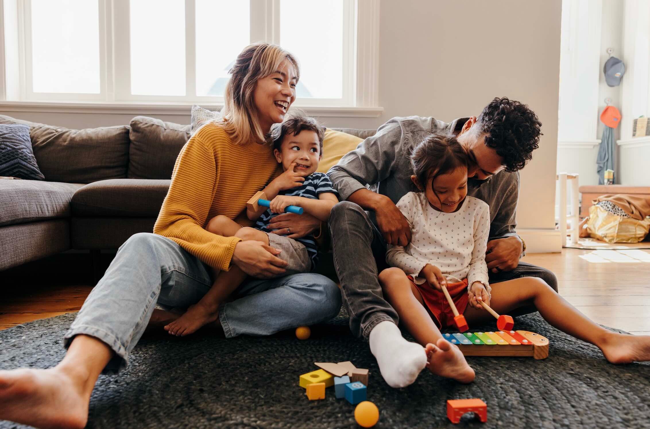 INDIVIDUALS & FAMILIESBring Order To Household Finances With Goal-Informed Solutions