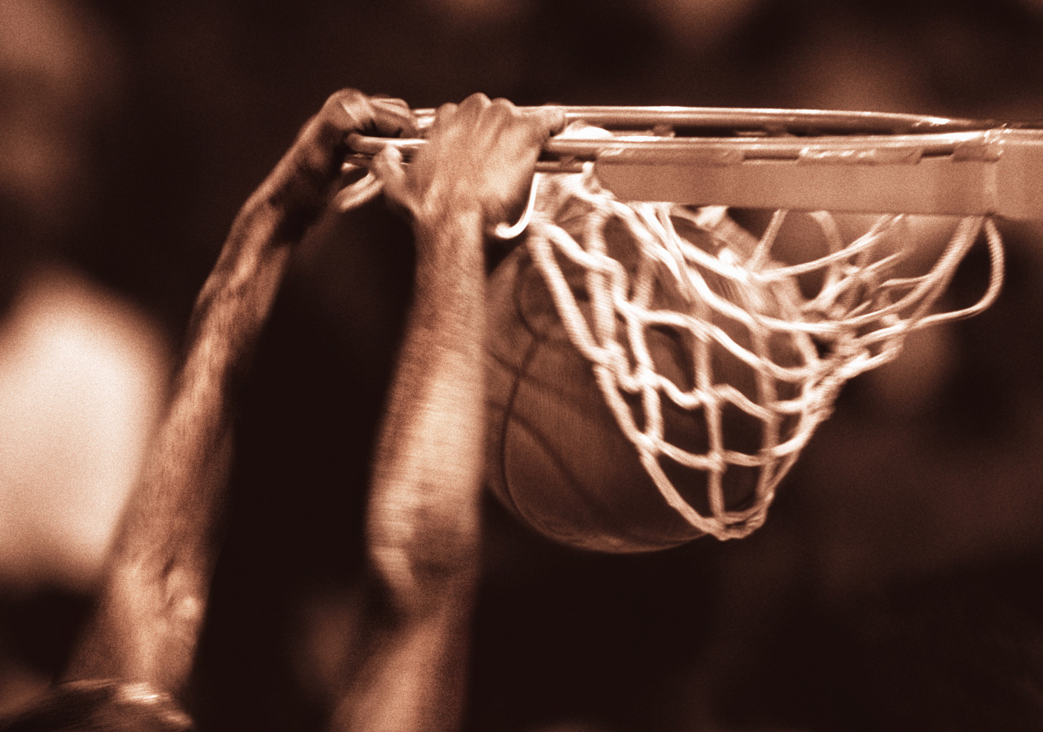 Sports & Entertainment