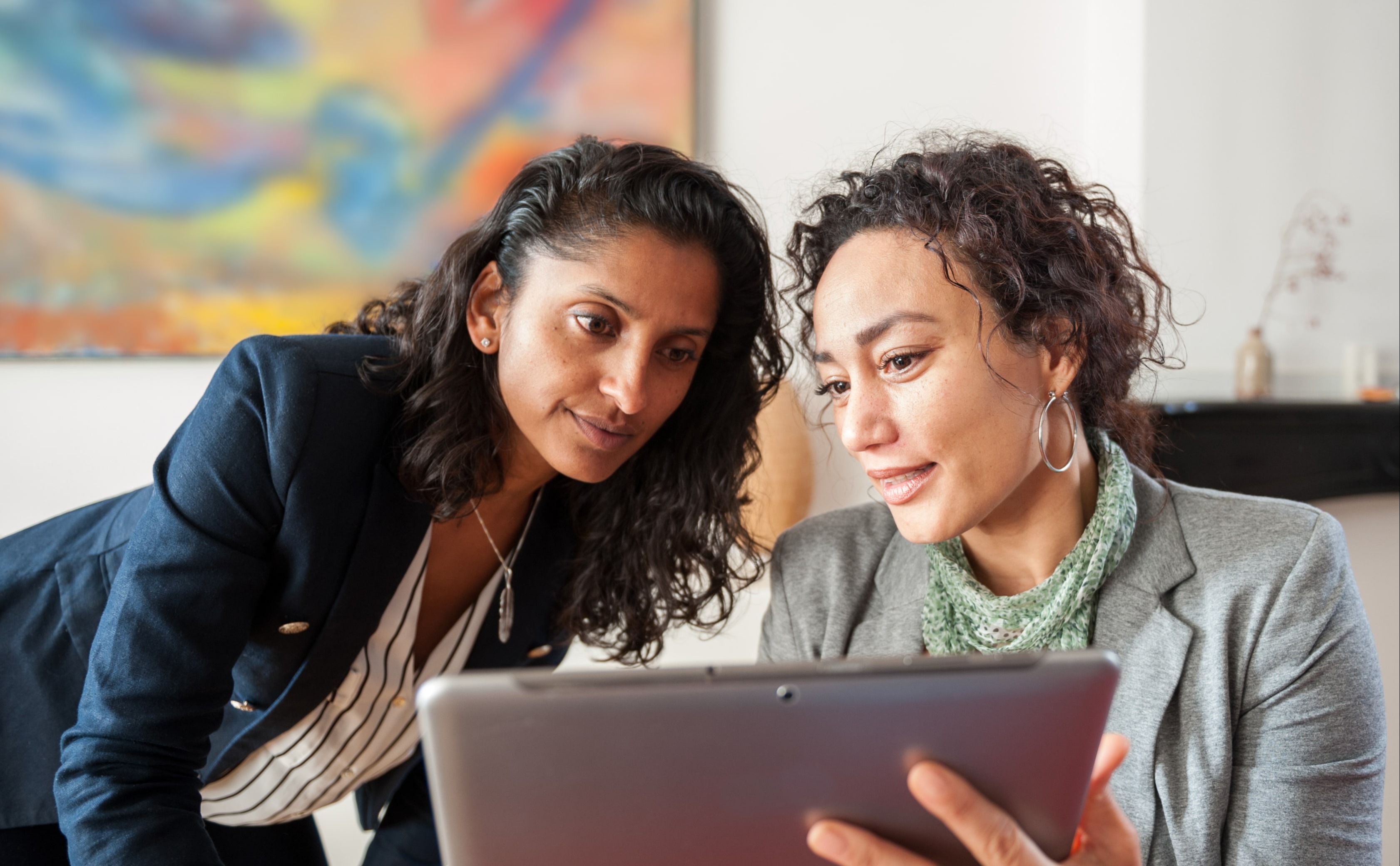 Speak with your neighborhood advisor to learn how <strong>we help you pursue your goal.</strong>