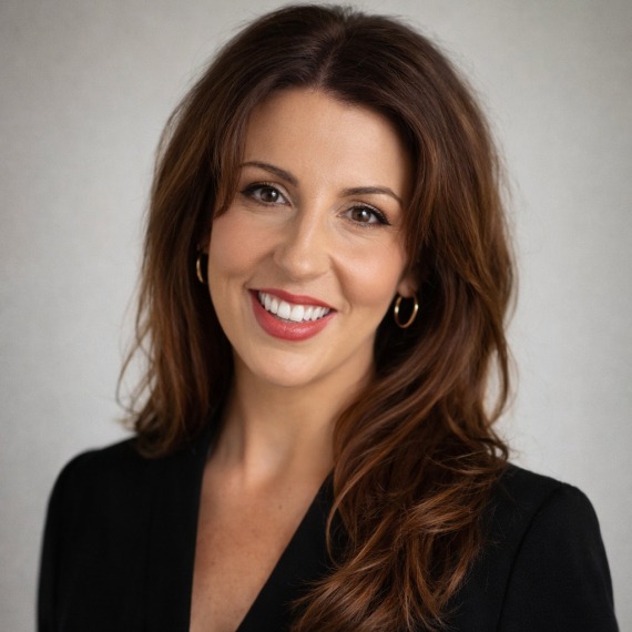 Jennifer Wadkins Headshot