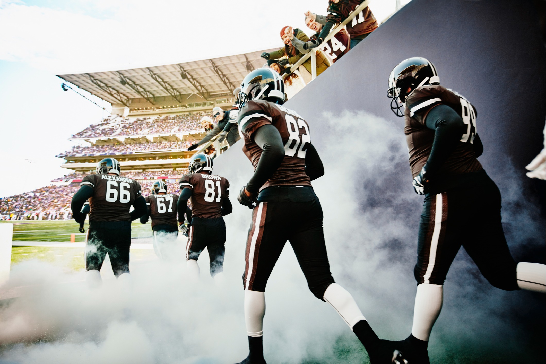 ATHLETES & ENTERTAINERS