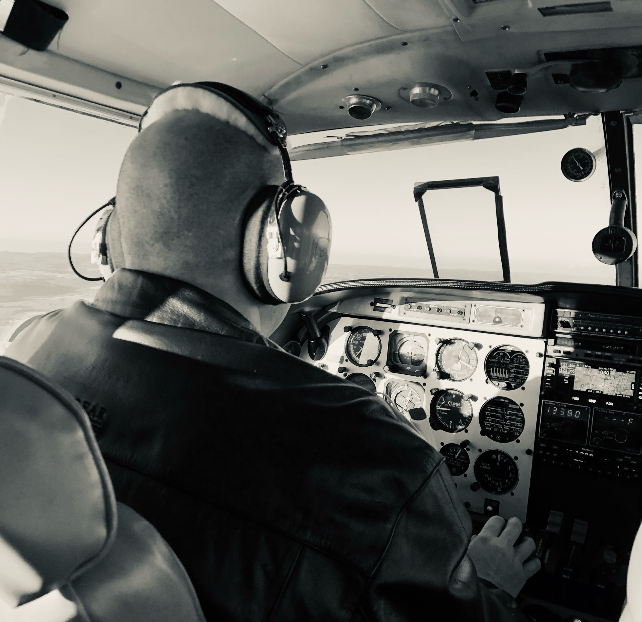 Charting Your Path to Financial Freedom: An Experienced Partner for Aviation Professionals