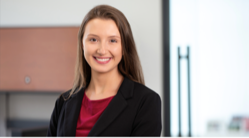Amanda Cozzolino Headshot