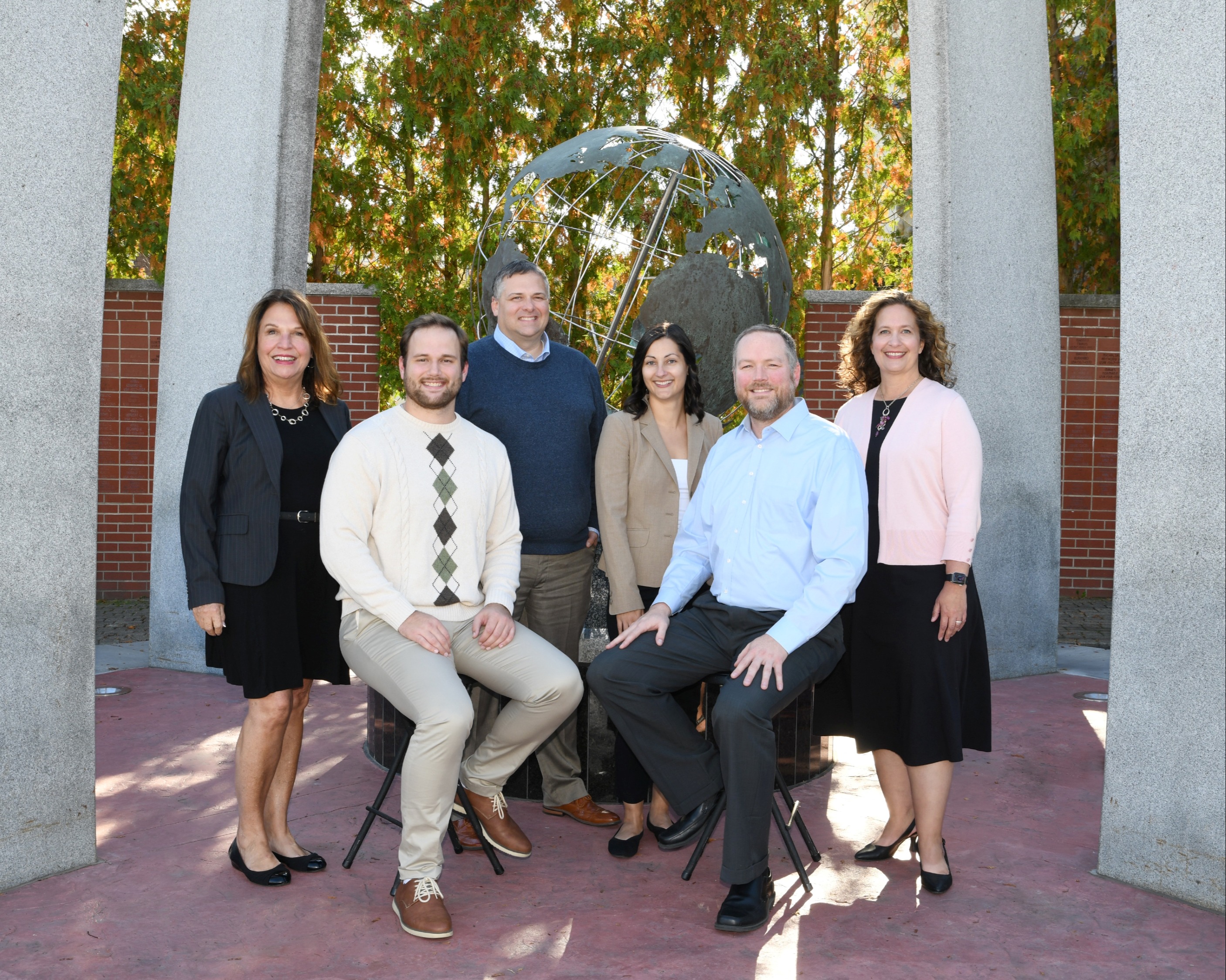 Speak with a local advisor to learn how <strong>we help you work toward your goals.</strong>