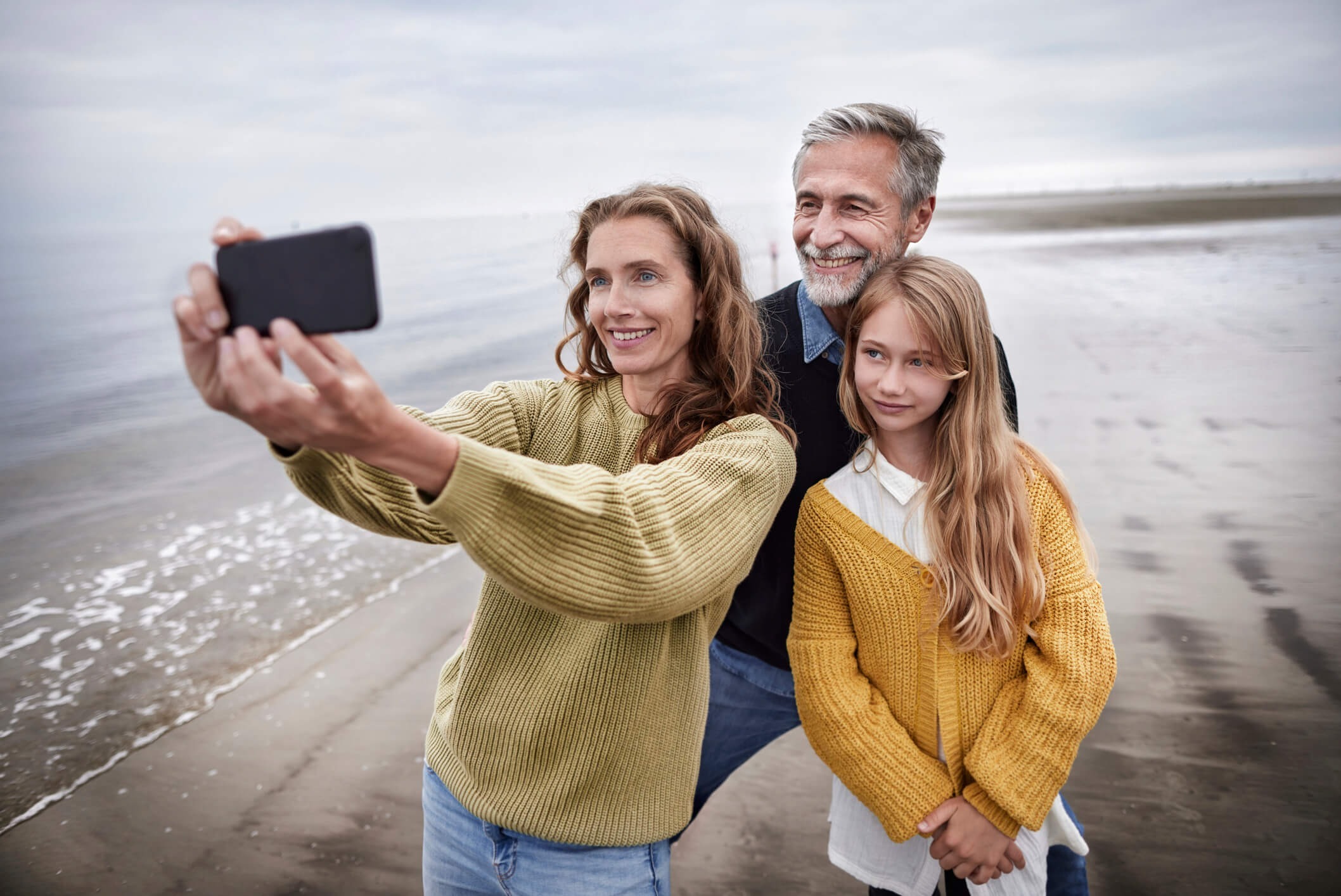 Navigate Your Financial Journey with Clarity & Confidence