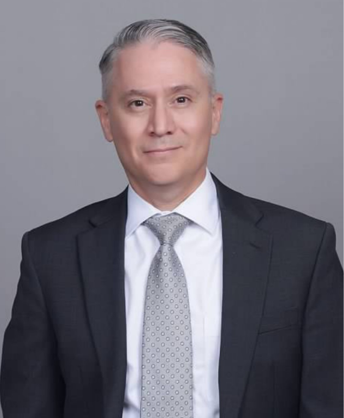 Gilbert R. Peña, CFP<sup>®<br/>Se Habla Español <br/></sup>