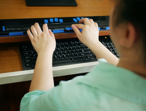 How Assistive Technology Benefits Students With Disabilities