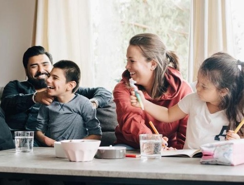 Family <br/>Issues: