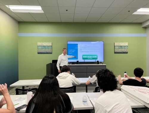 Dave discusses personal finance with Westfield Highschoolers