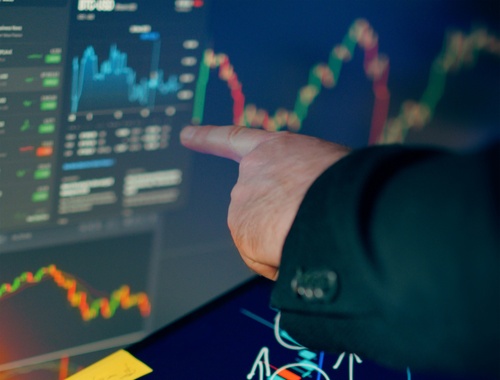 s&p/tsx Composite slides, hitting a 'natural pause,' u.s. markets move higher