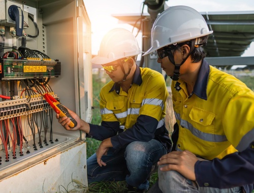 Electricians & tradespeople