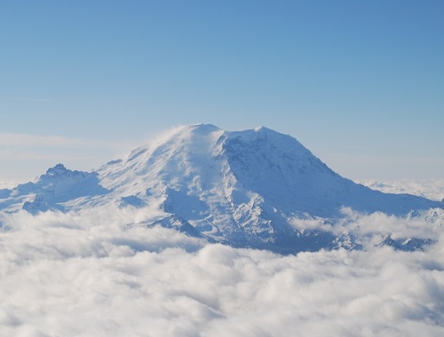 Mt-Rainier-resized