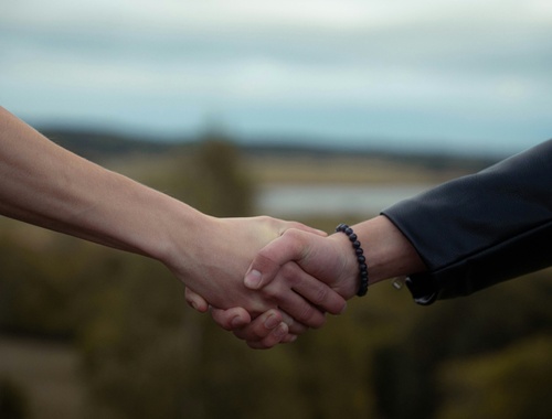We invite you to discover and experience the power of our services. 