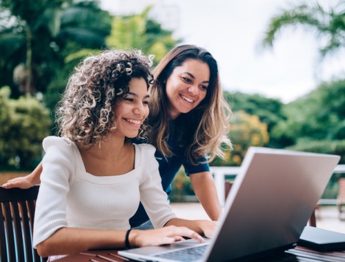3 Money Lessons to Teach Your Teenage Kids