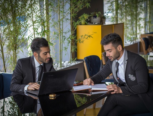 Identifying the Right Successor