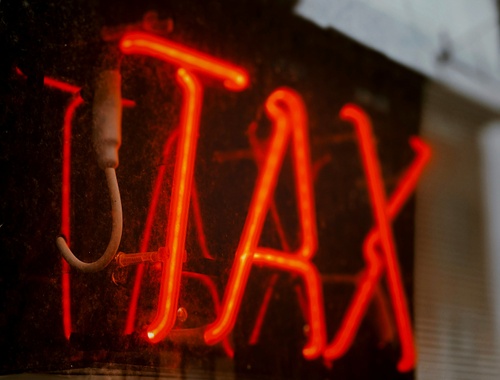 YEAR END TAX REVIEW FOR 2024     MAKE YOUR APPOINTMENT         BEFORE 12/31/24