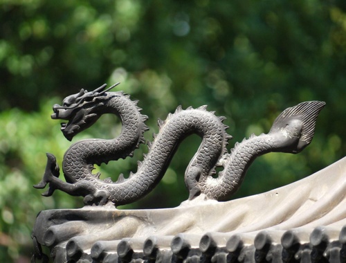 The Loong in Parts: Five Myths, Five Realities