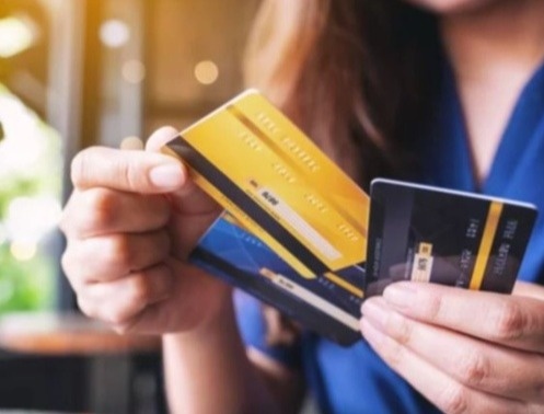 Credit & Debt