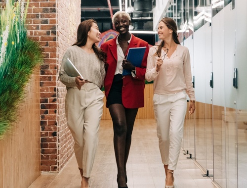 Women With Momentum
