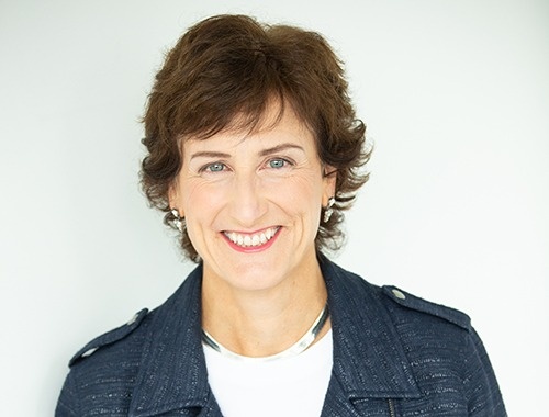 Tracy Theemes