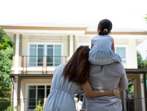 How do I get a homeowners insurance quote in Acushnet?