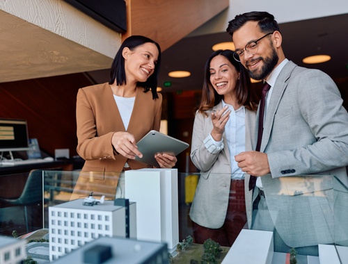 Commercial Real Estate Professionals Need More Than a Financial Advisor