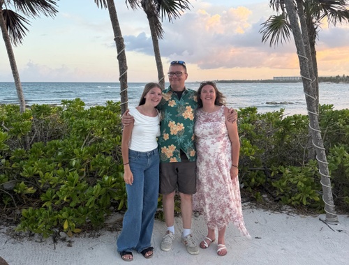 Shelley Bowen with her family at the beach