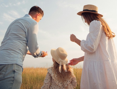 How We HelpWho You Work With Makes A Difference