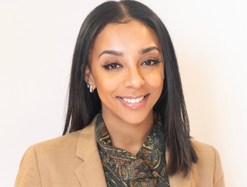 Brianna Hoskins - Financial Advisor